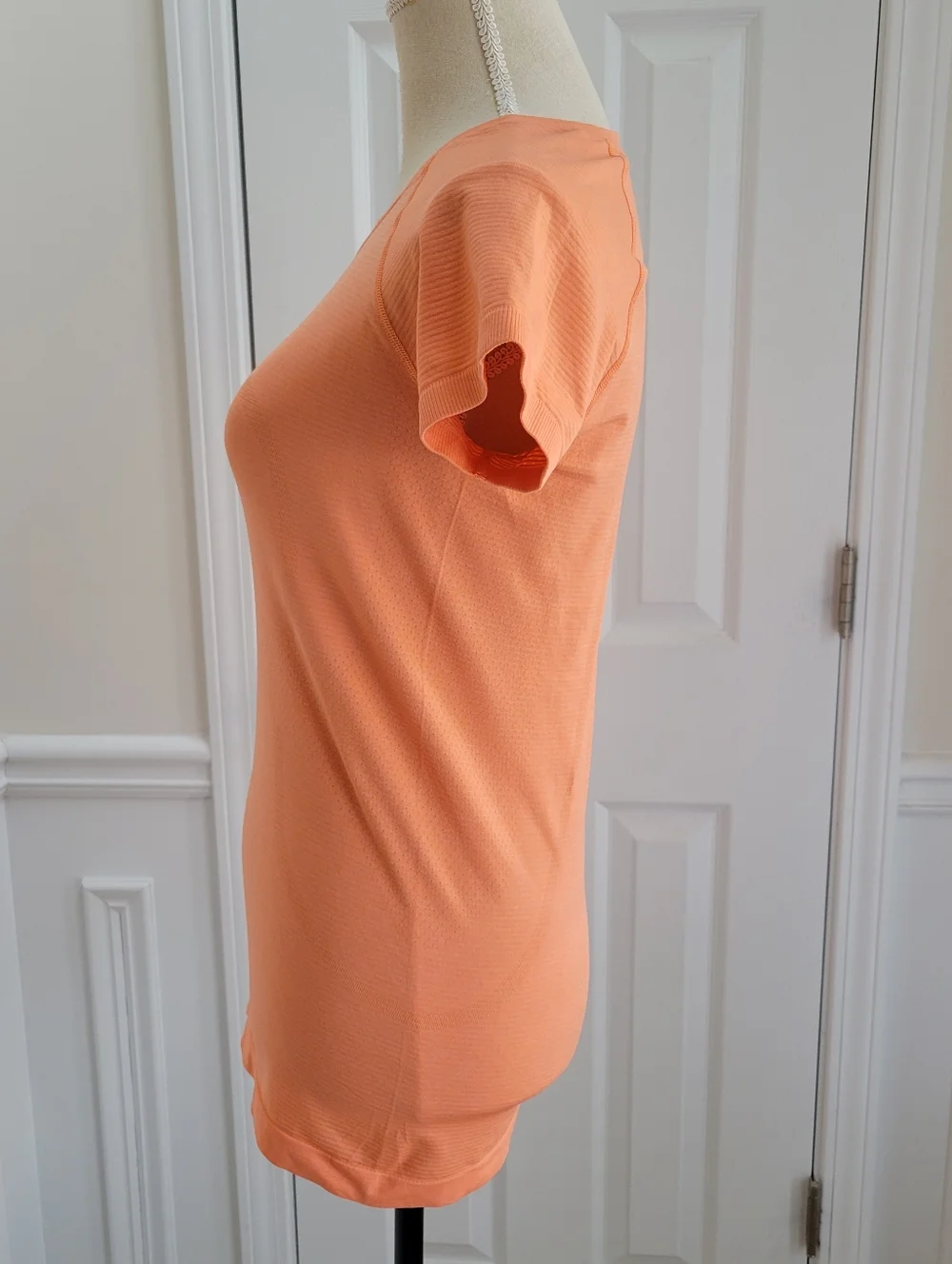 Lululemon Swiftly Tech Orange‎ Heathered Short Sleeve Silverescent Size 6